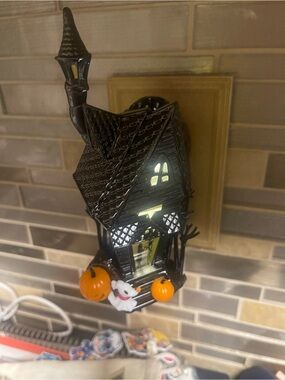 Bath and body Works nightmare before Christmas lighted scent plug-in sold out